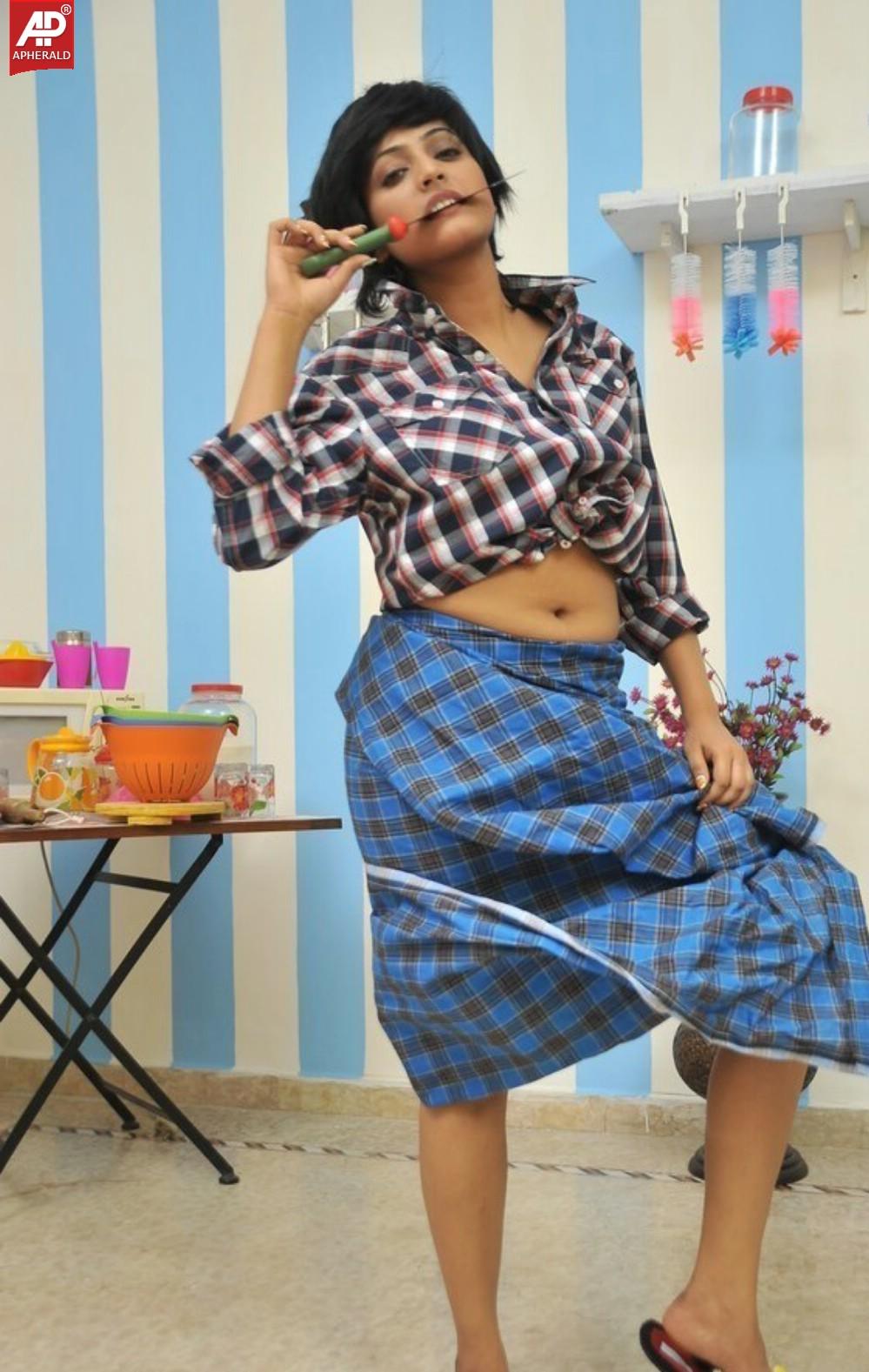 Haripriya New Spicy Images