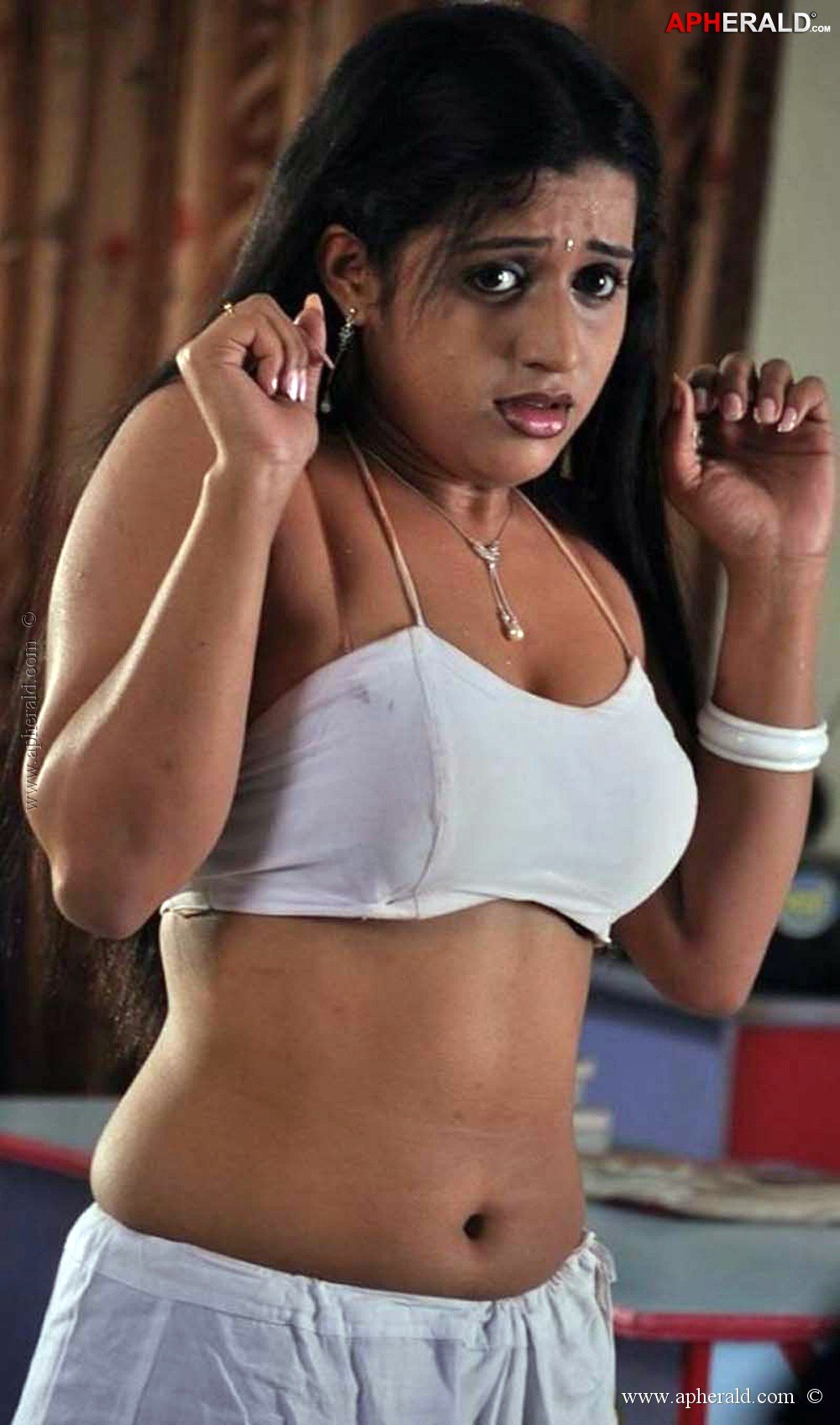 Hot Actress in Saree Photos.