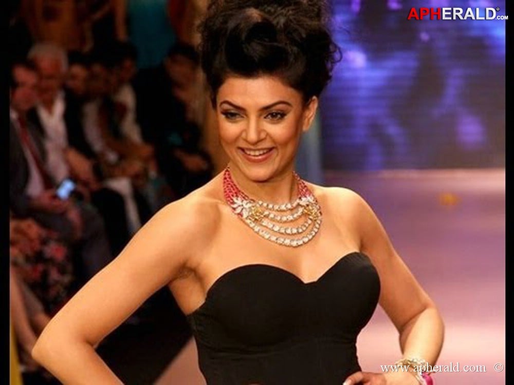 Hot Bollywood Actresses