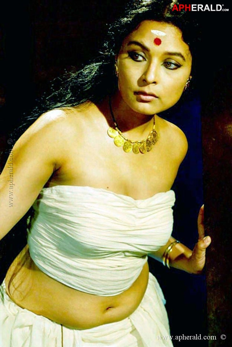 Hot Mallu Actress Photos