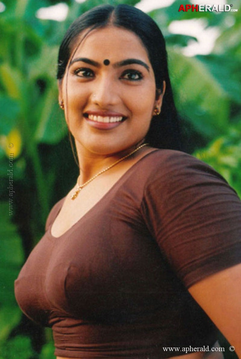 Hot Mallu Actress Photos