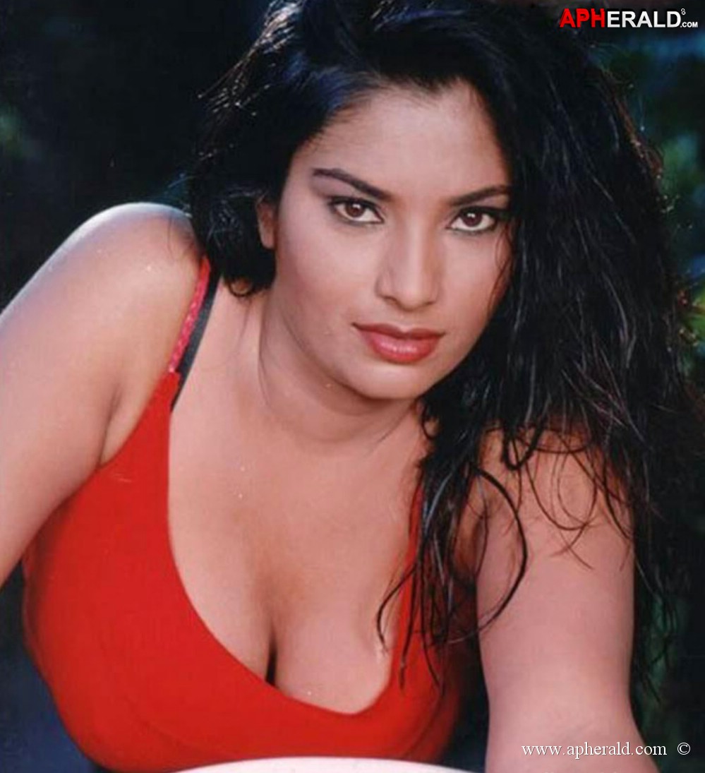 Hot Navel Actress Images