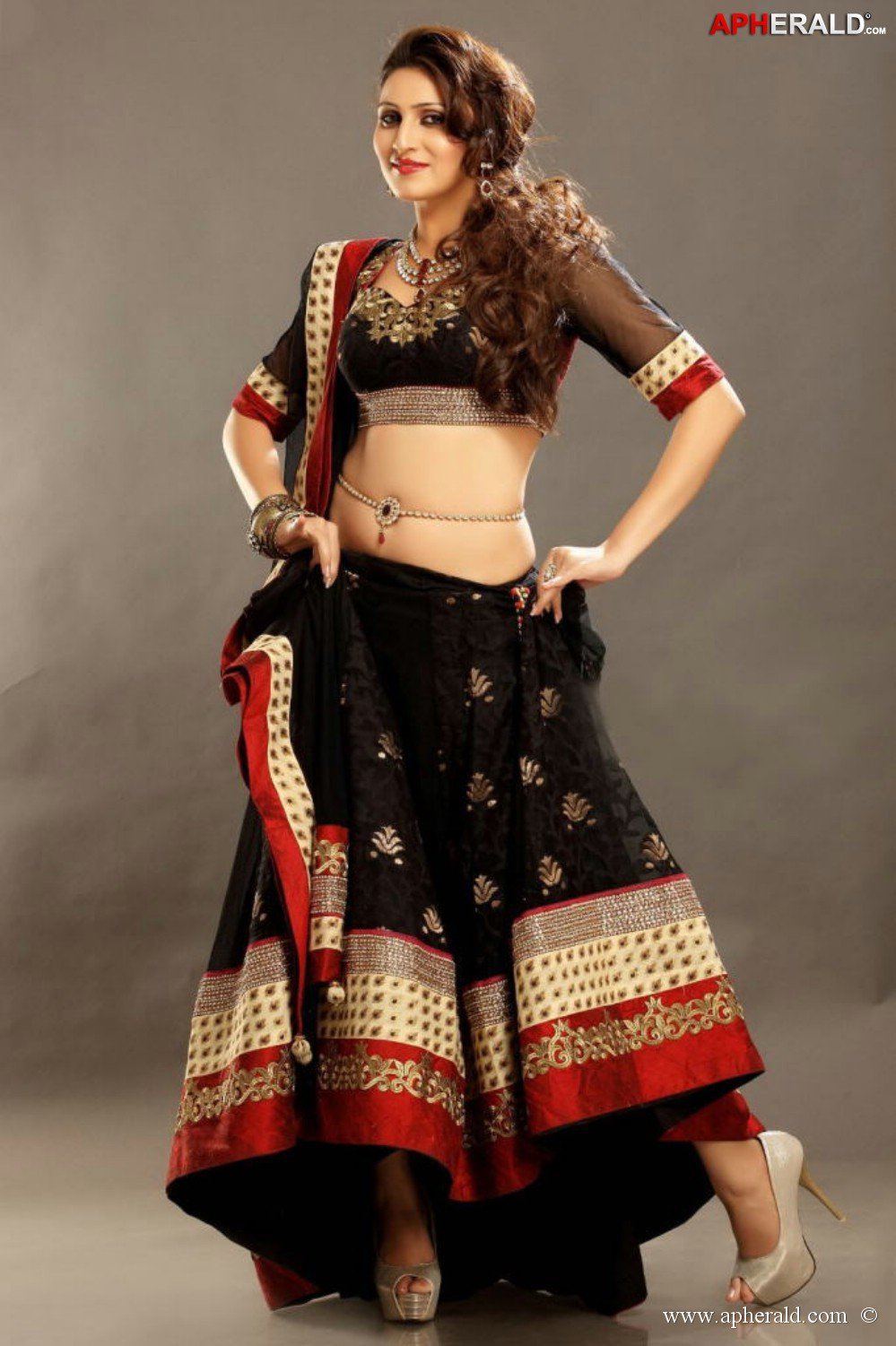 Inayat Hot Photoshoot