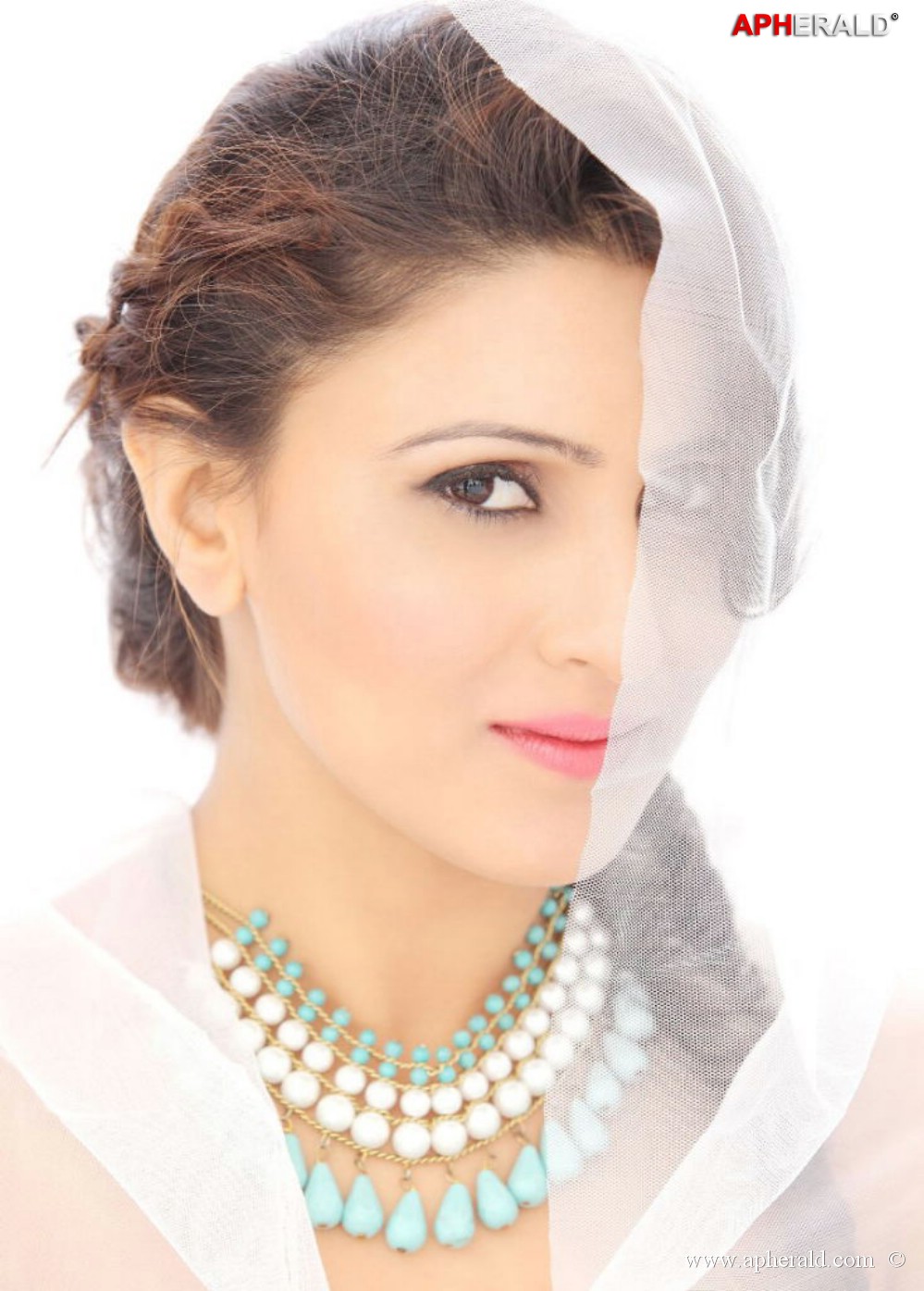 Inayat Hot Photoshoot