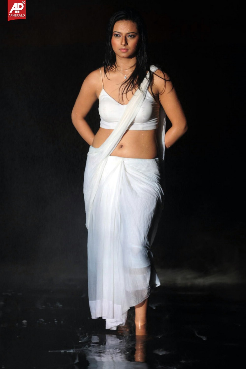 Isha Chawla Hot Rain Song Photo Stills