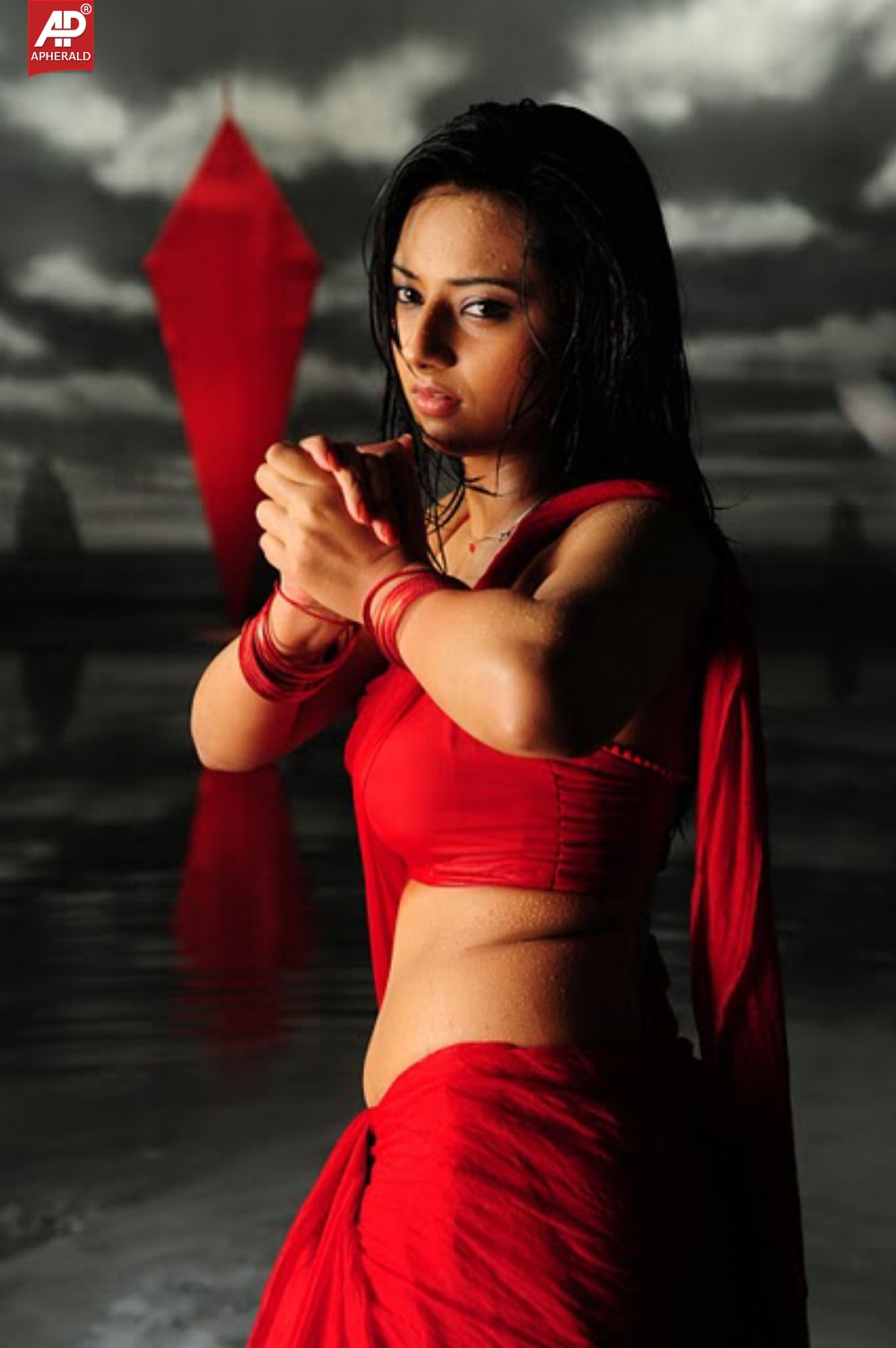 Isha Chawla Hot Rain Song Photo Stills