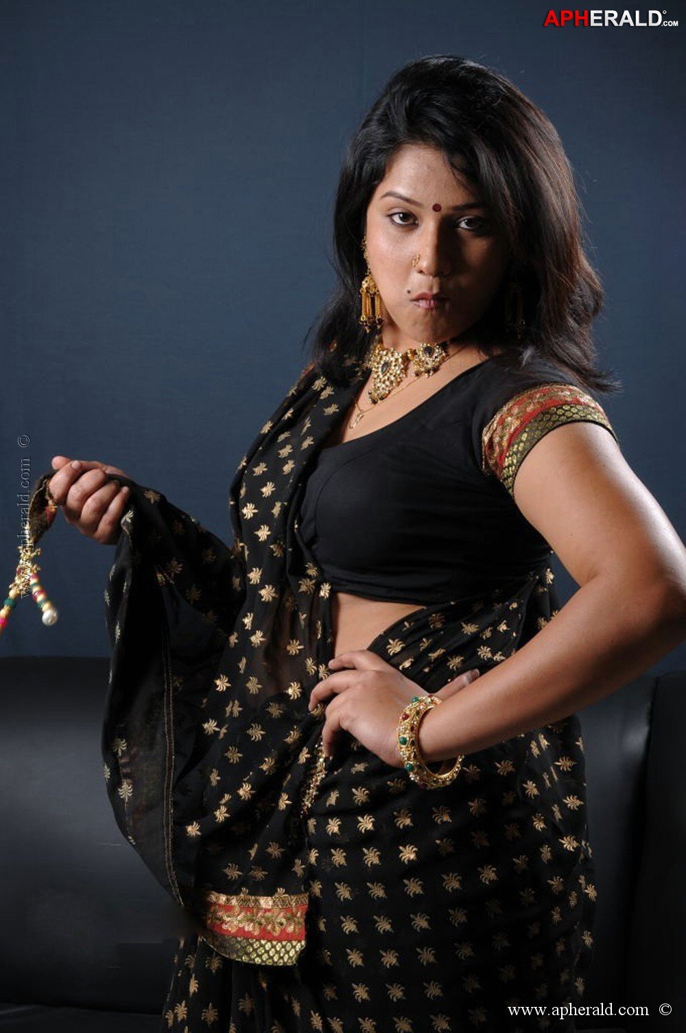 Jyothi Hot Navel Gallery