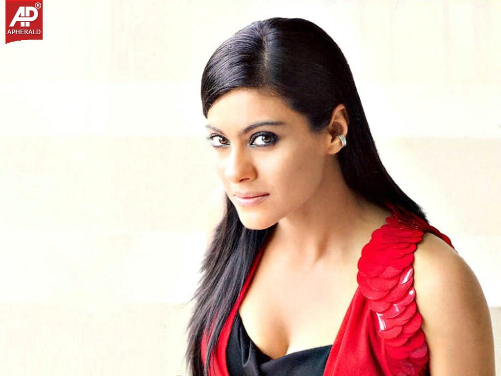 Kajol Hot Exposing Stills