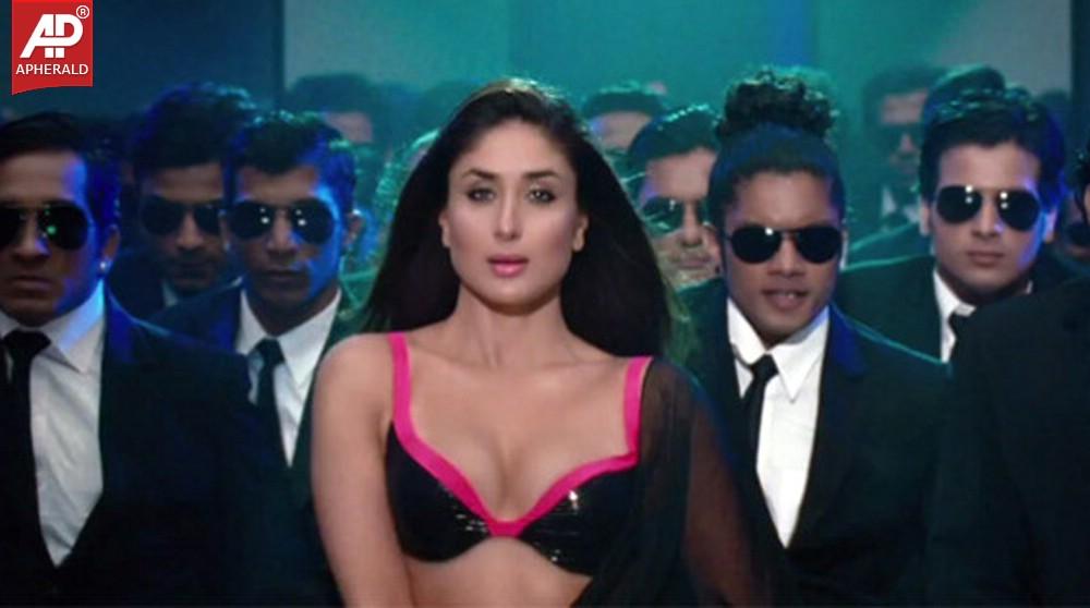 Kareena Kapoor Hot Navel Pics