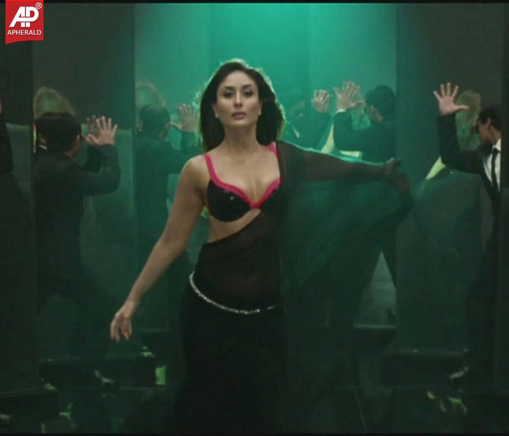 Kareena Kapoor Hot Navel Pics