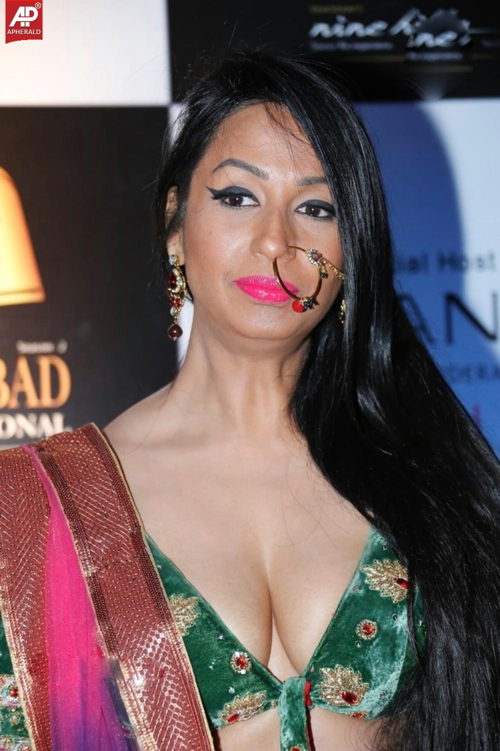 Kashmira Shah Hot Stills