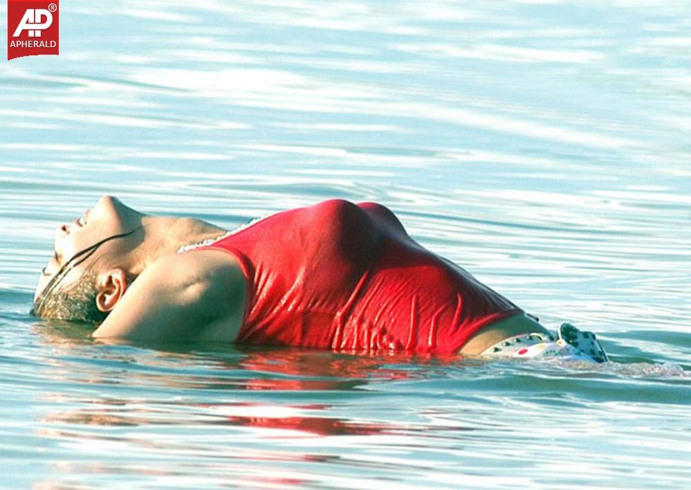 Kaveri Jha Hot in Red Dress Pics