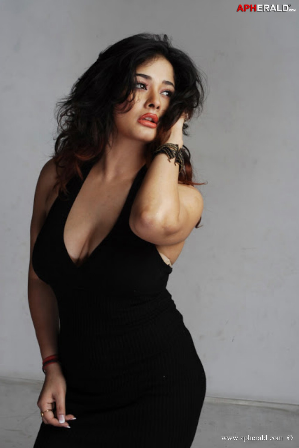 Kiran Rathod Hot Photo Shoot