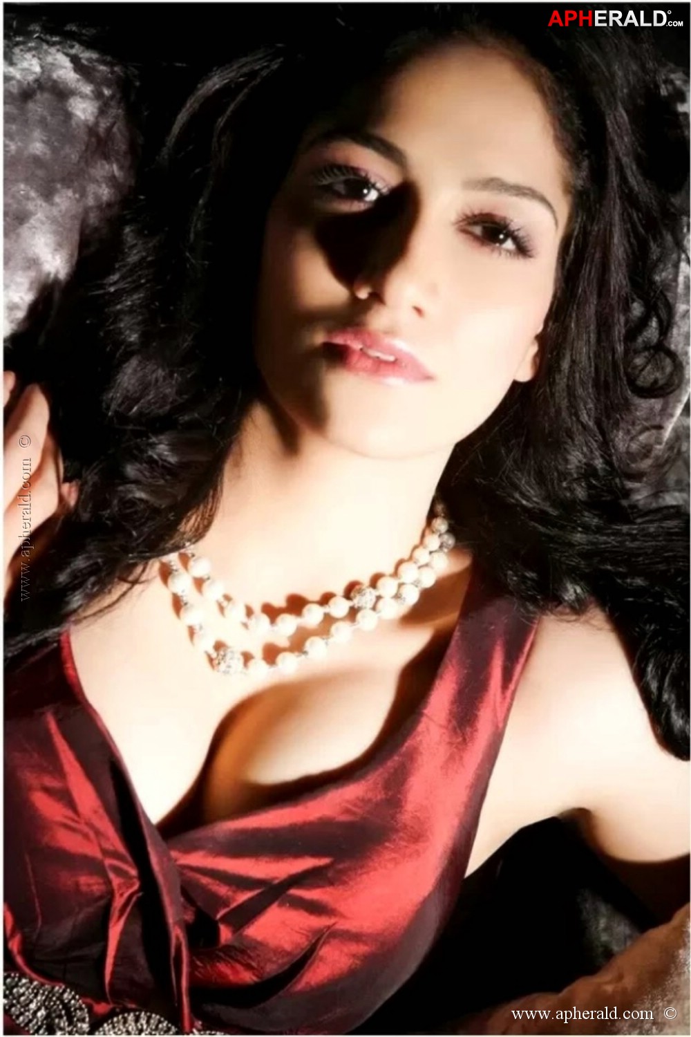 Komal Sharma Hot Photos