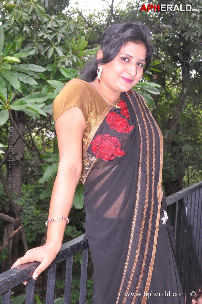 Kushbu Hot Stills