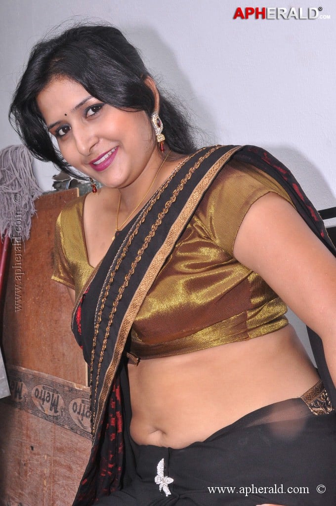 Kushbu Hot Stills