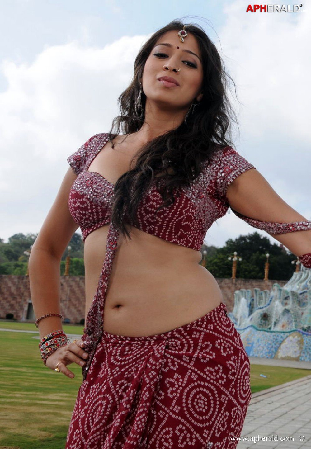 lakshmi rai hot navel stills