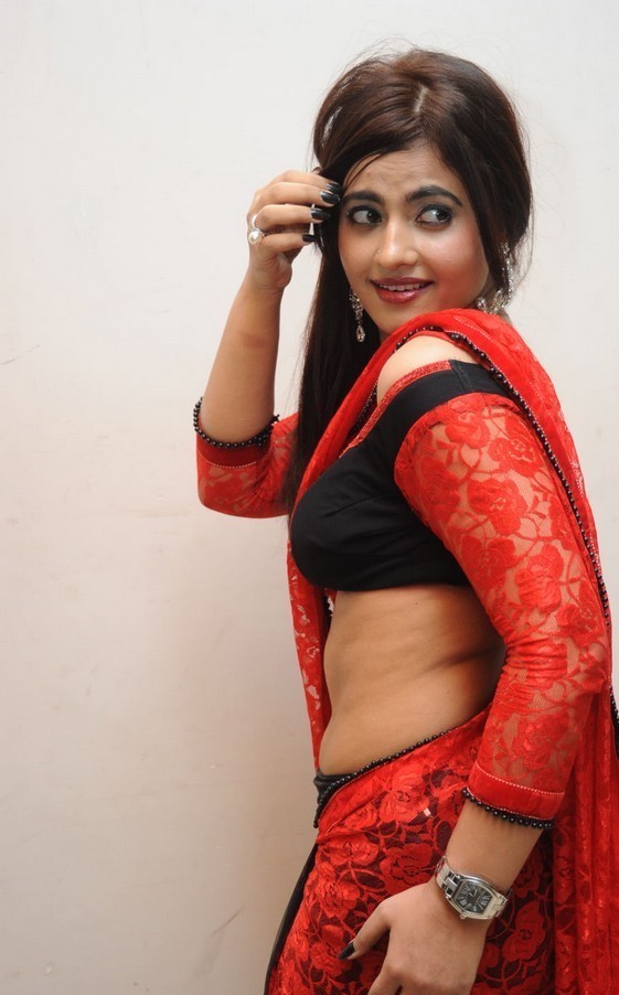 Lezlie Latest Hot Photoshoot