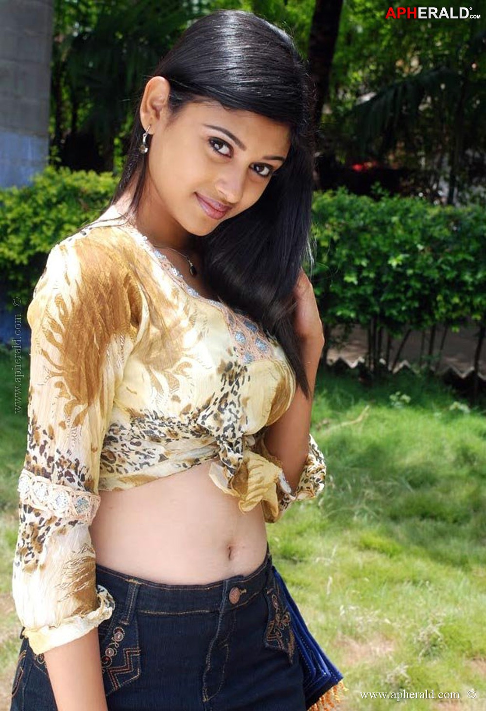 Mallu Hot Actress Photos