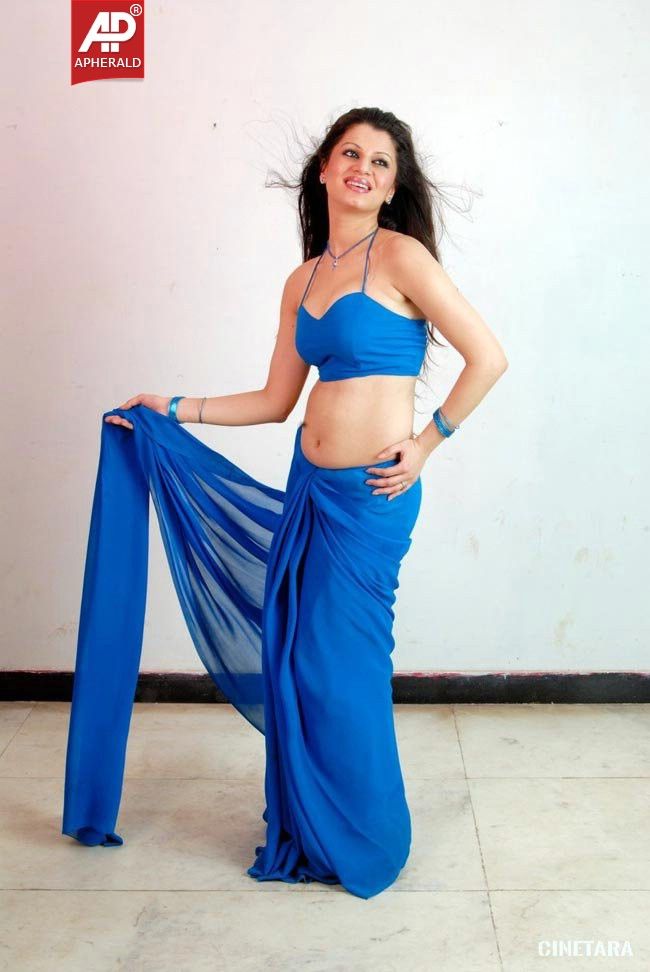 manasi hot navel stills