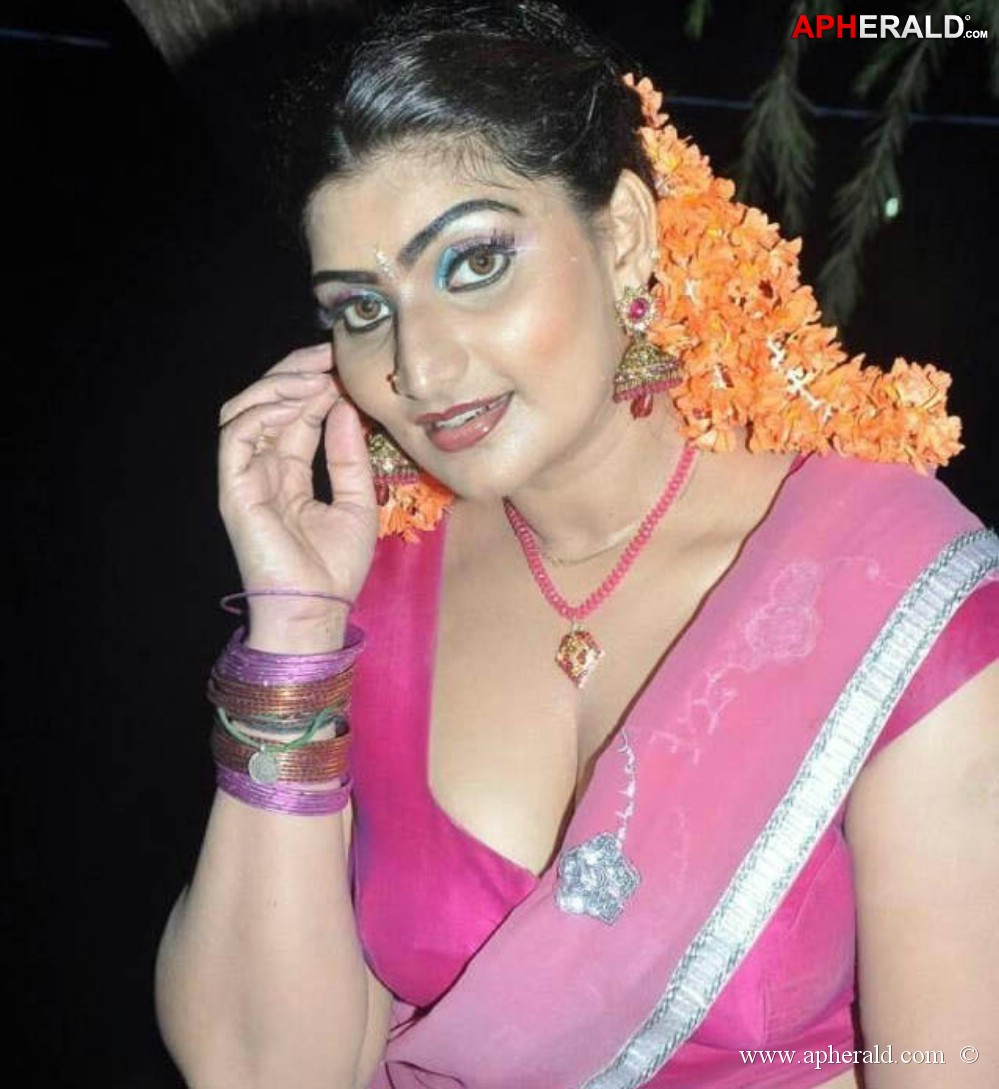 Masala Actress Hot Cleavage Pics