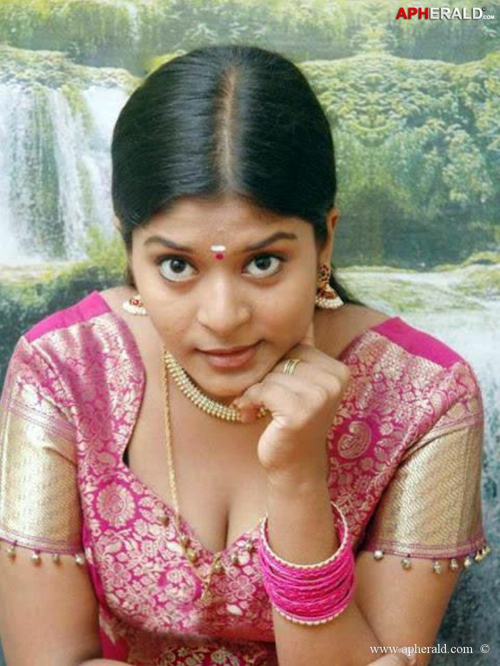 Masala Actress Hot Cleavage Pics 