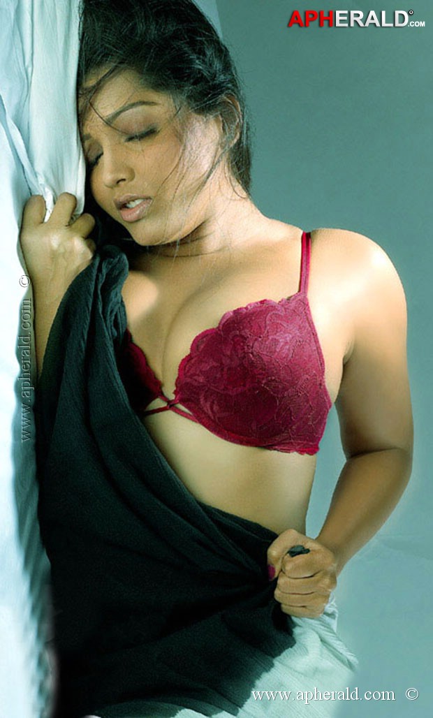 Meghana Naidu Hot Pics