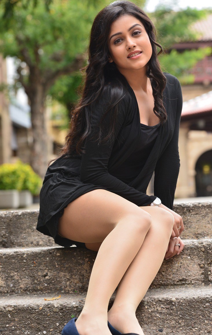 Mishti Chakraborty Hot Stills
