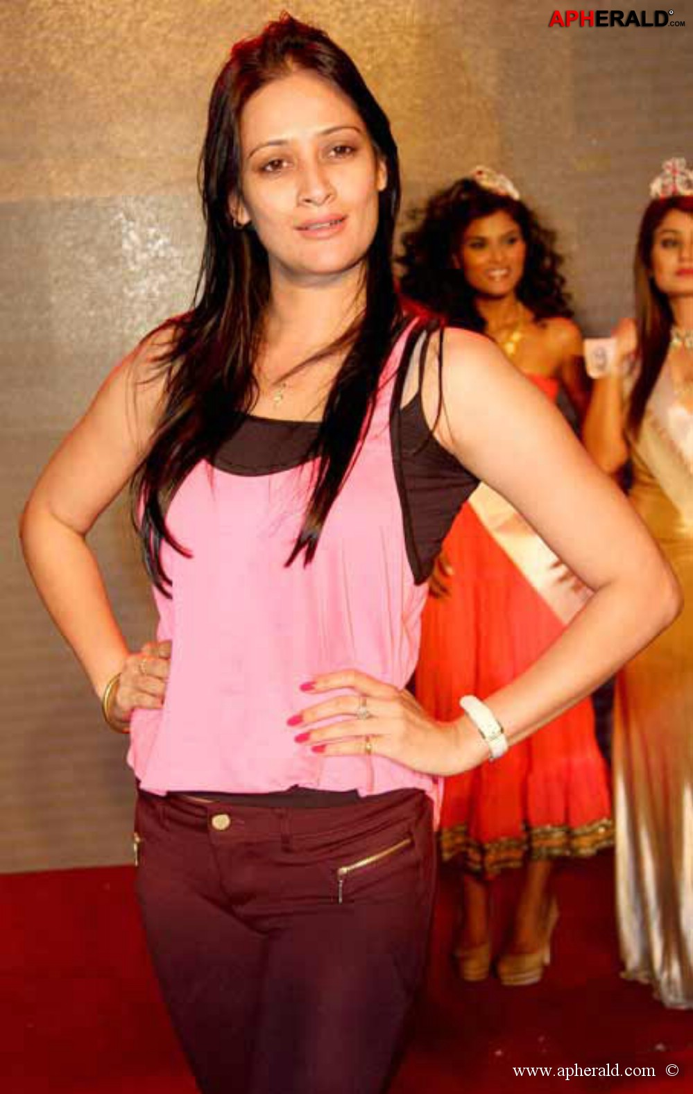 Models at KamaSutra Miss Maxim 2014