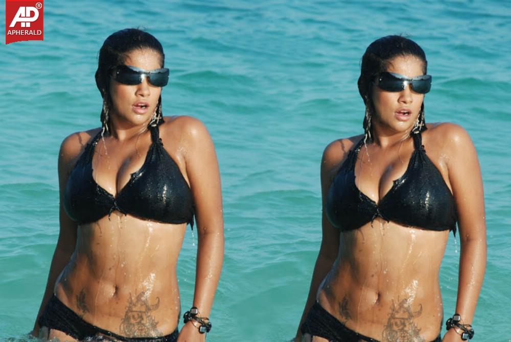 Mumaith Khan Hot Bikini Wallpapers