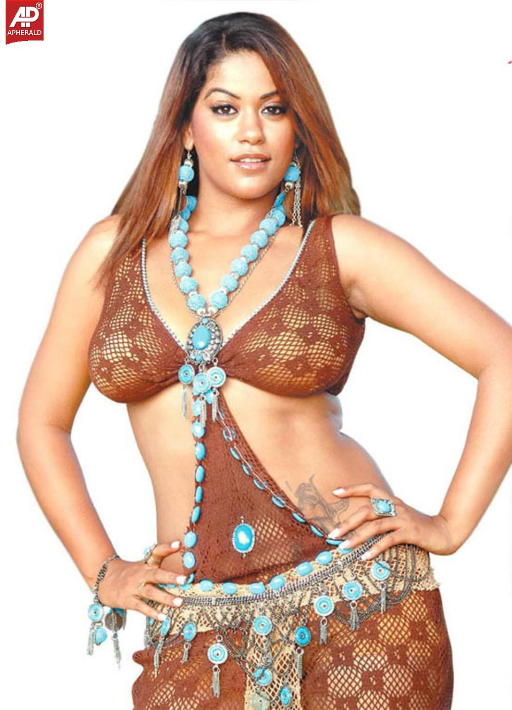 Mumaith khan xnx
