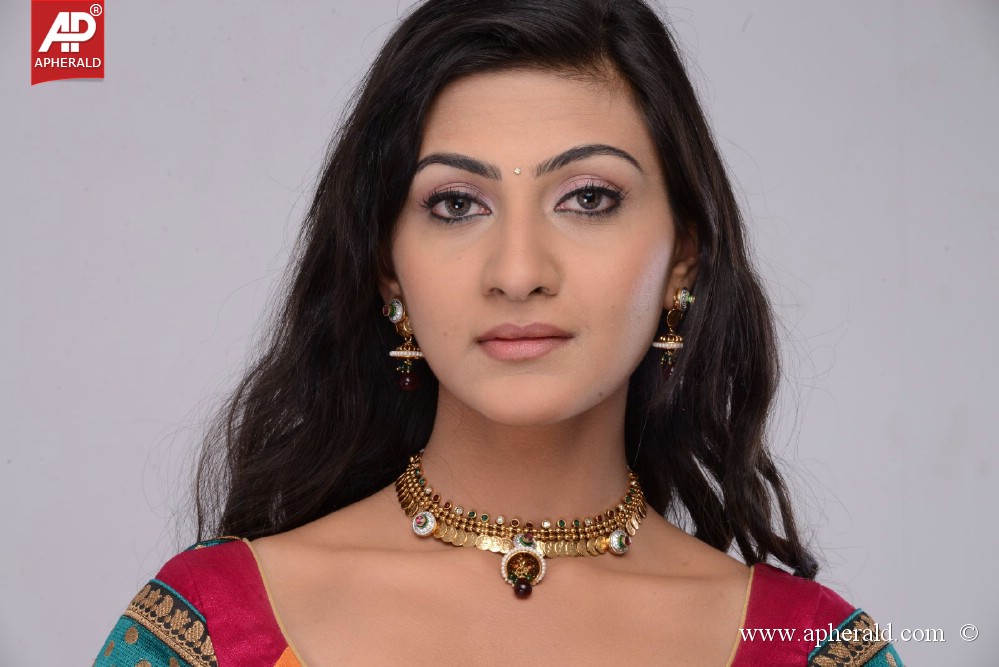 Neelam Upadhyay New Hot Pics