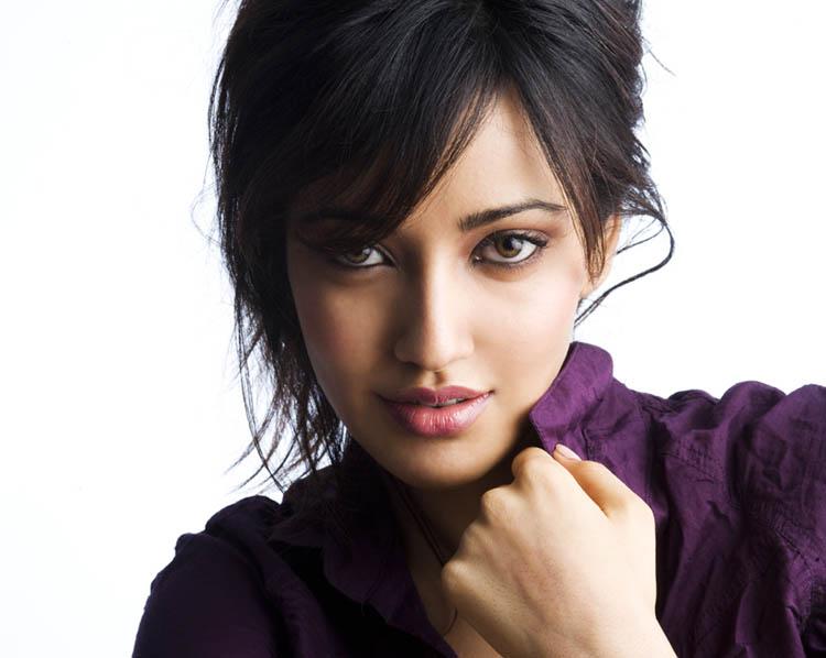 Neha Sharma Sexy Pics