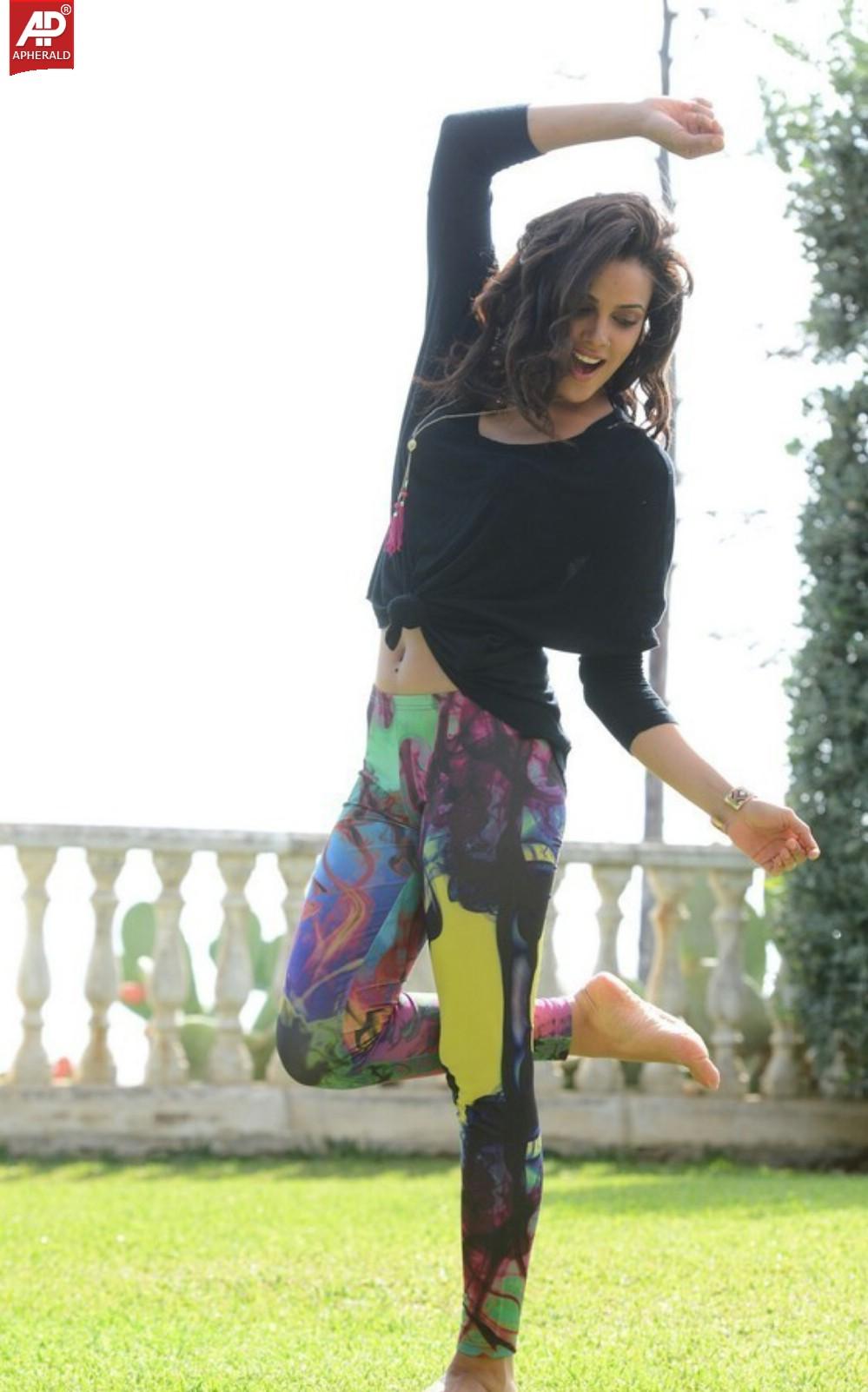 Nicole New Hot Photos