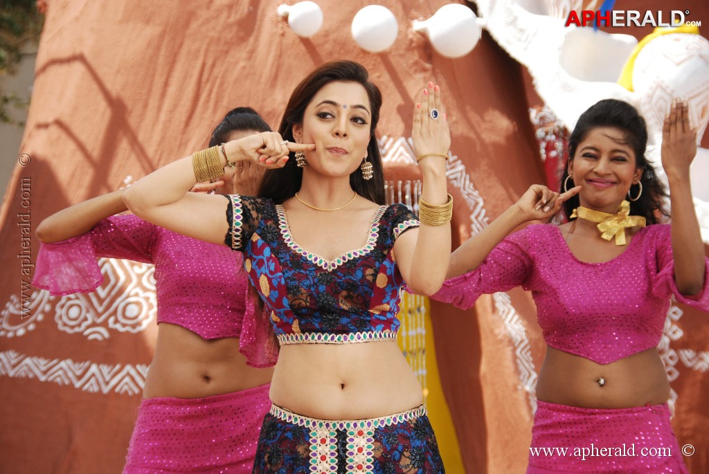 Nisha Agarwal Spicy Pics