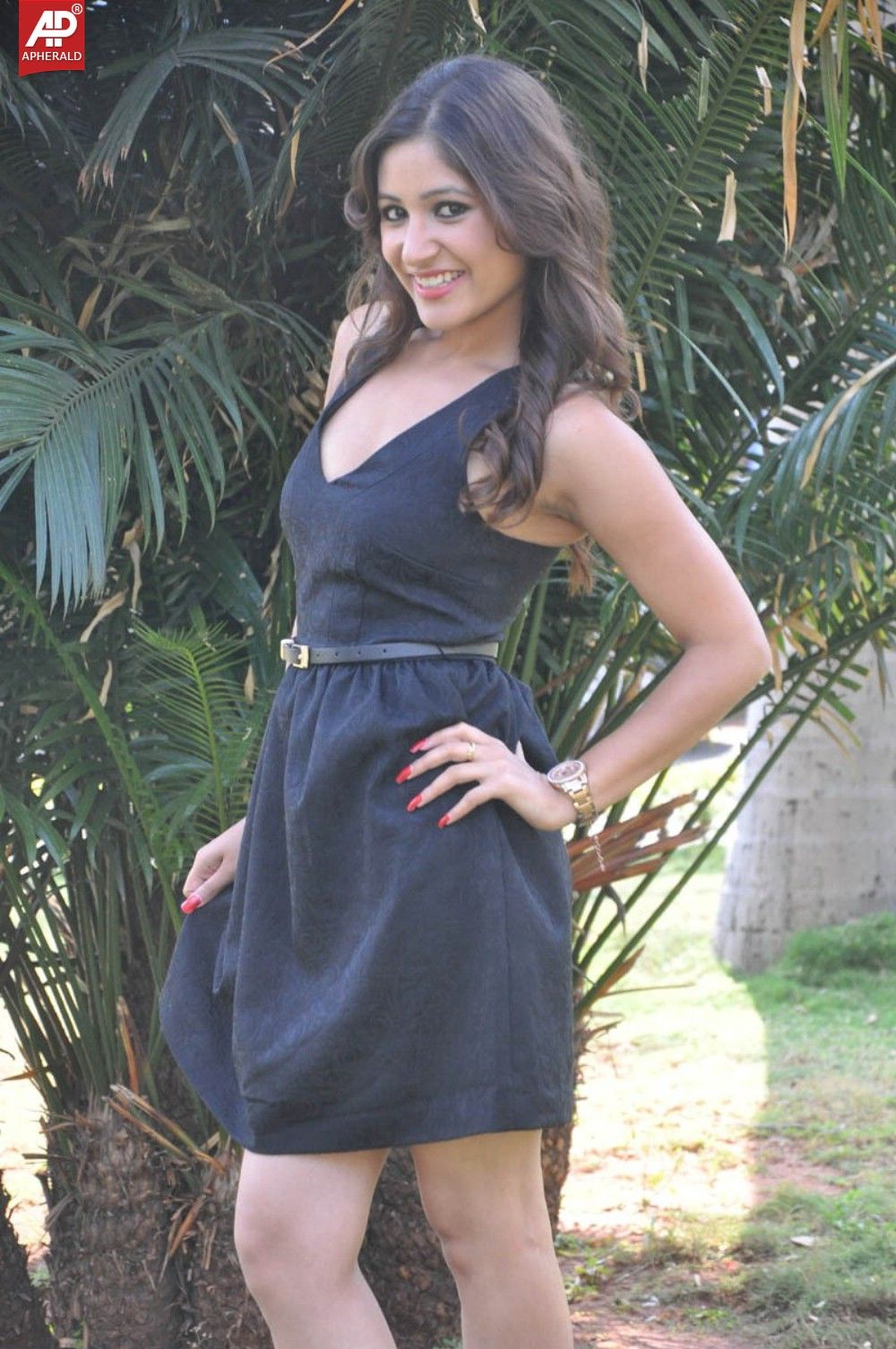 Prabhjeet Kaur Hot Photos