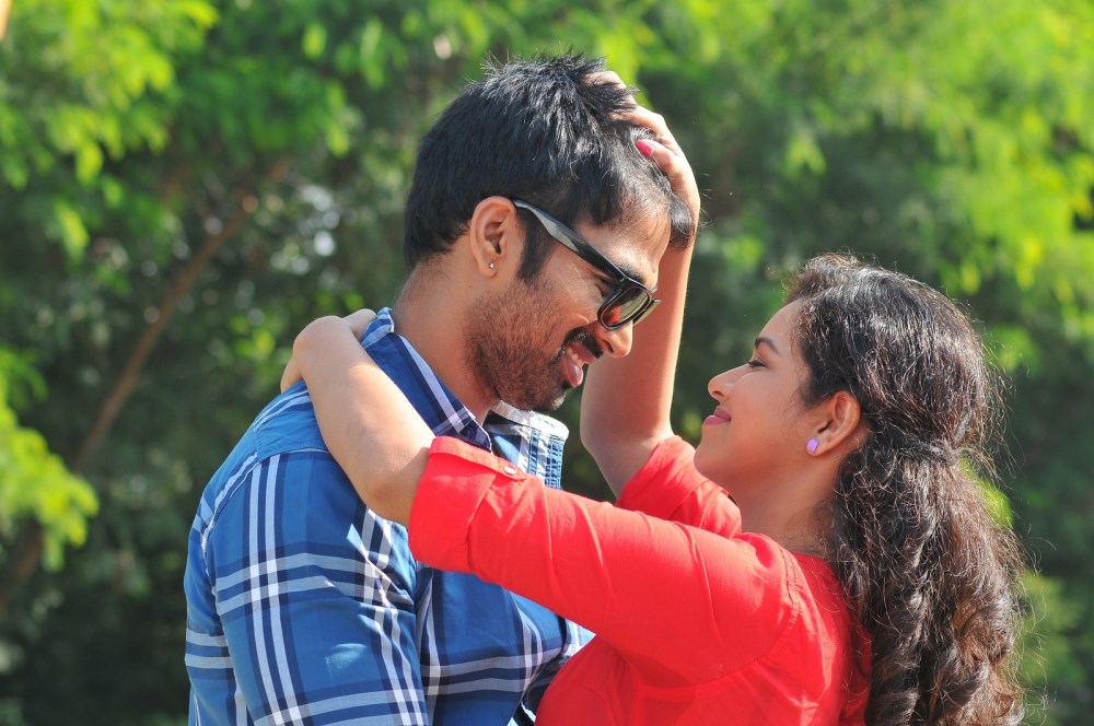 Ramudu Manchi Baludu Movie Hot Photos