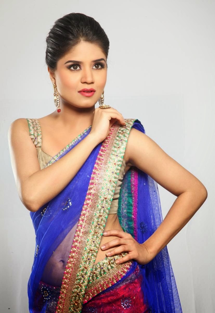 Ranjana Mishra Sexy Stills in Saree