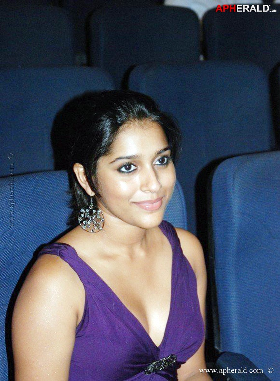 Rashmi Gautam Hot Photos