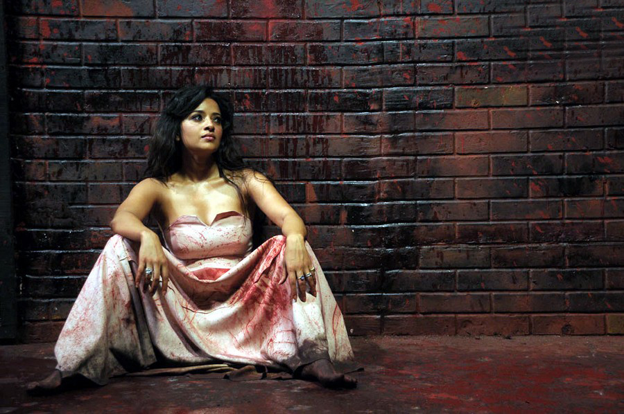 Reema Sen Hot Stills