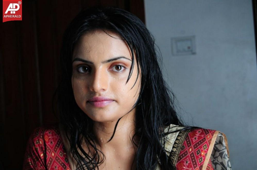 Ritu Kaur Hot Images