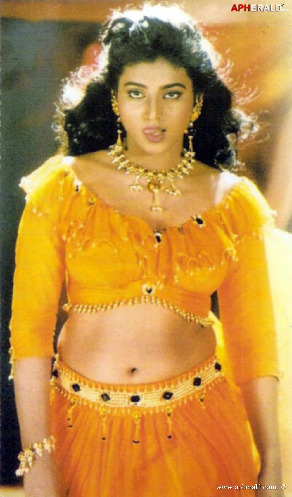 roja hot unseen stills