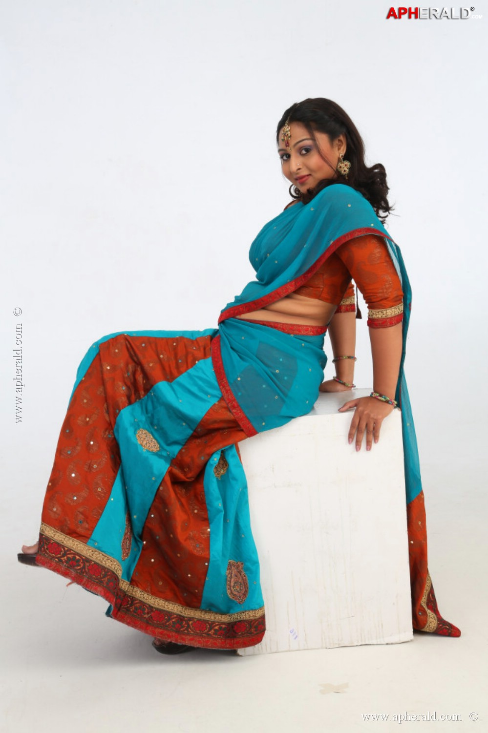 Samvritha Sunil New Hot Stills