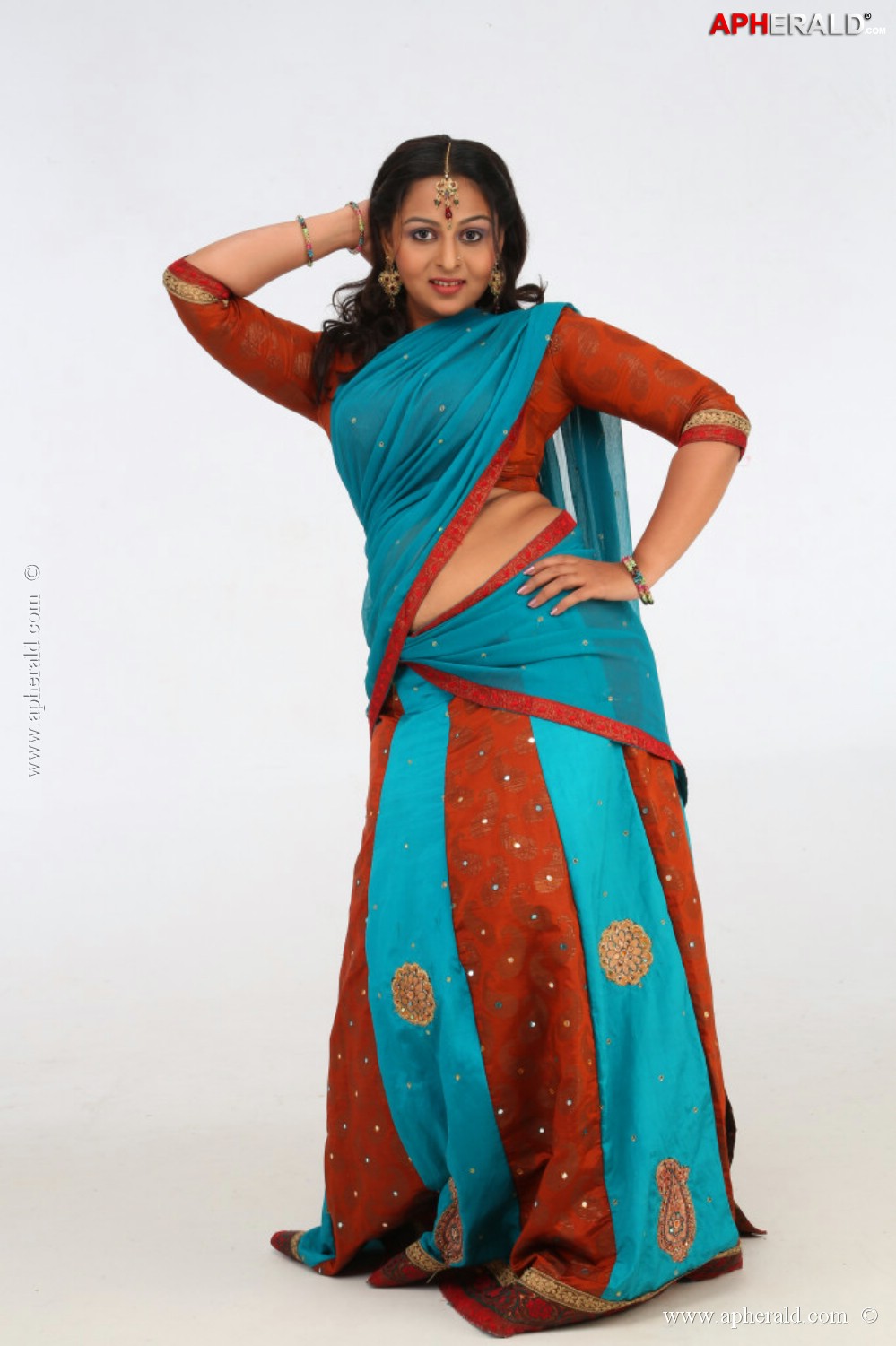 Samvritha Sunil New Hot Stills