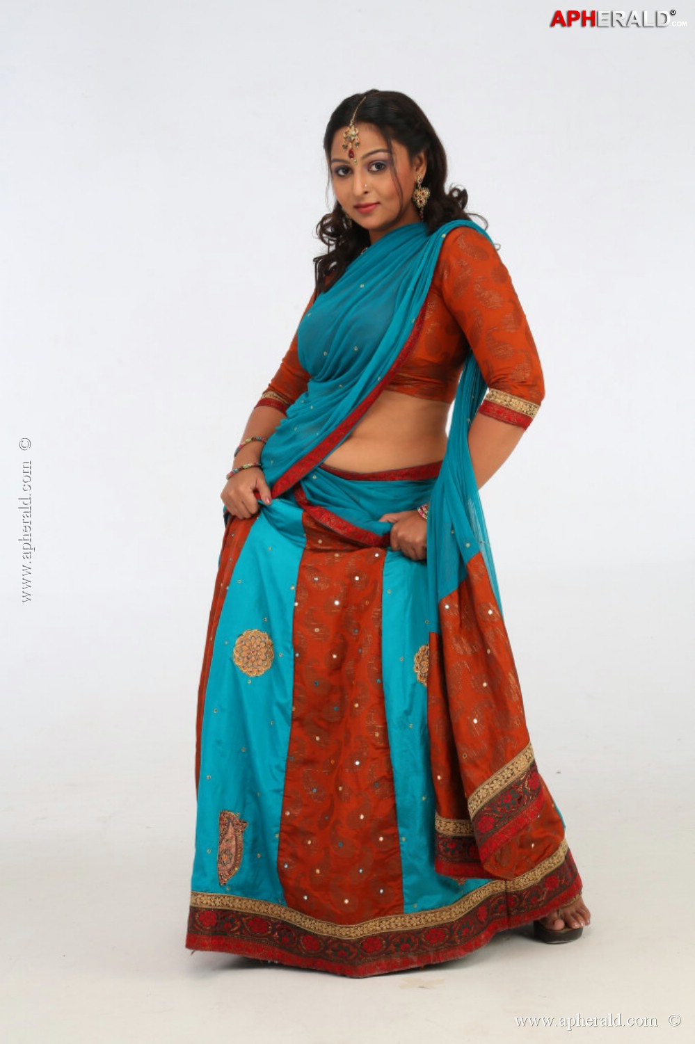 Samvritha Sunil New Hot Stills