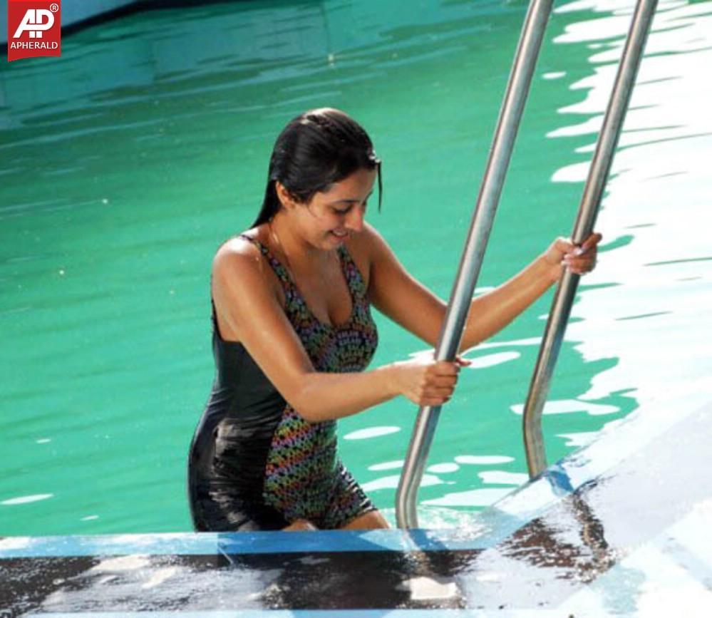 Sanjana Hot Photo Gallery