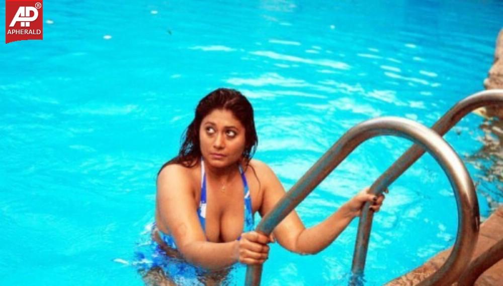 Sebha Khan Hot n Sexy Photos