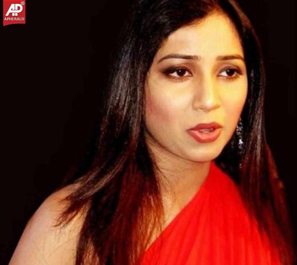 Shreya Ghoshal Hot Stills