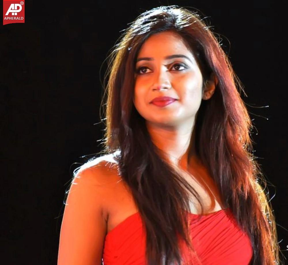 Shreya Ghoshal Hot Stills