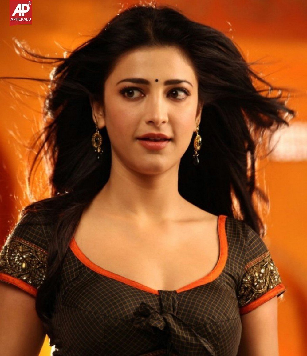 shruti hassan hot dance stills